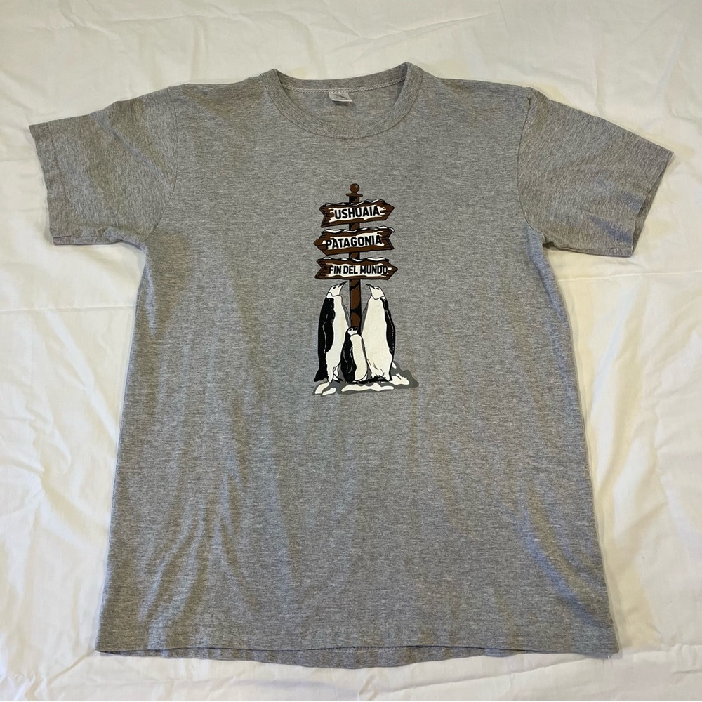Vintage penguin t-shirt